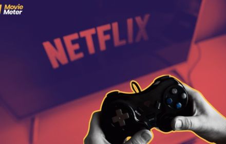 Netflix Gaming controller and TV