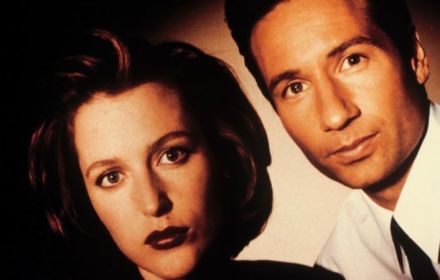 David Duchonvy and Gillian Anderson in The X-Files